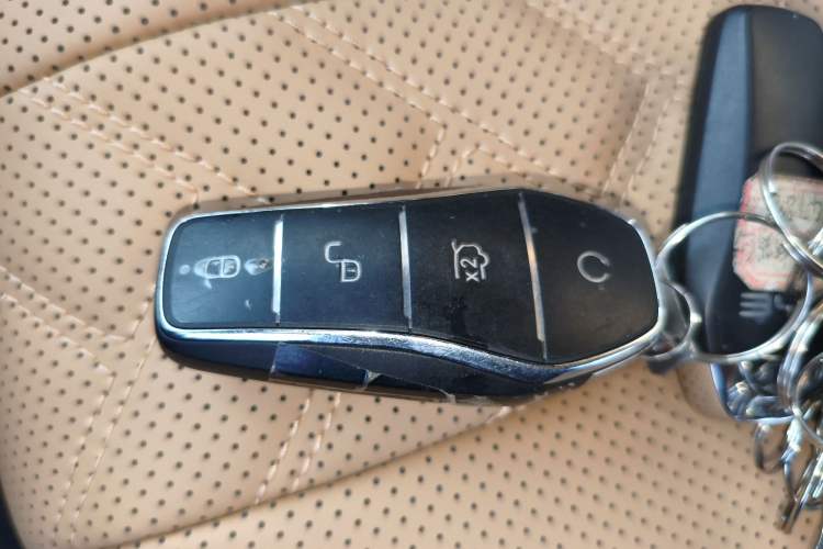 Used BYD Song L DM-i 2024 112 km Beyond Edition
