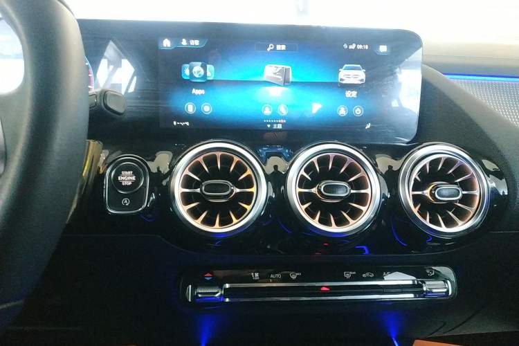 Used Mercedes-Benz GLA 2023 GLA 220
