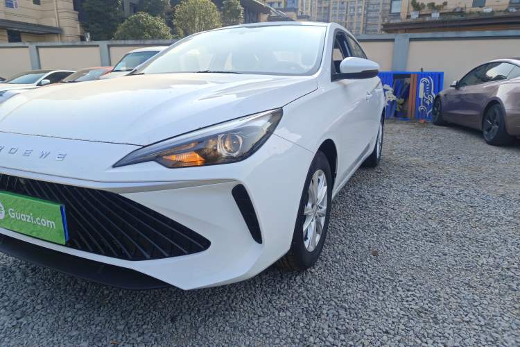 Used Roewe i5 2026 Model 1.5L CVT Luxury Edition
