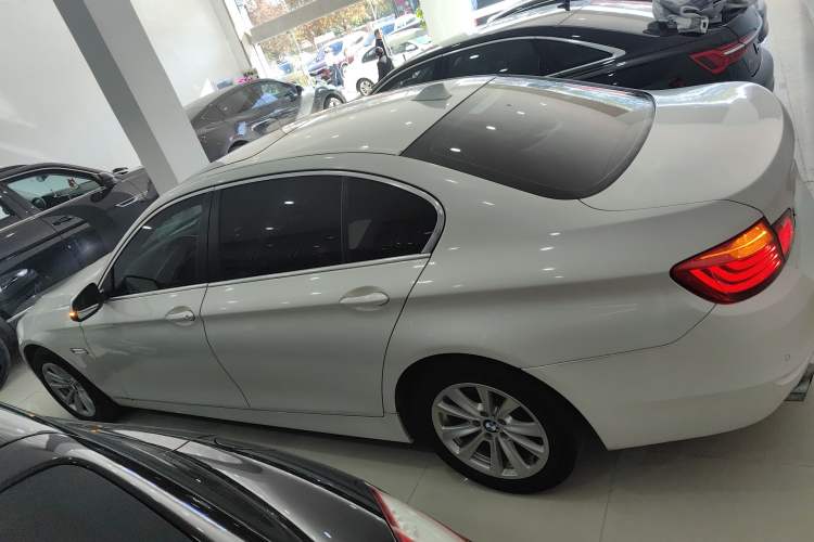 Used BMW 5 Series 2017 520Li Elegant Edition
