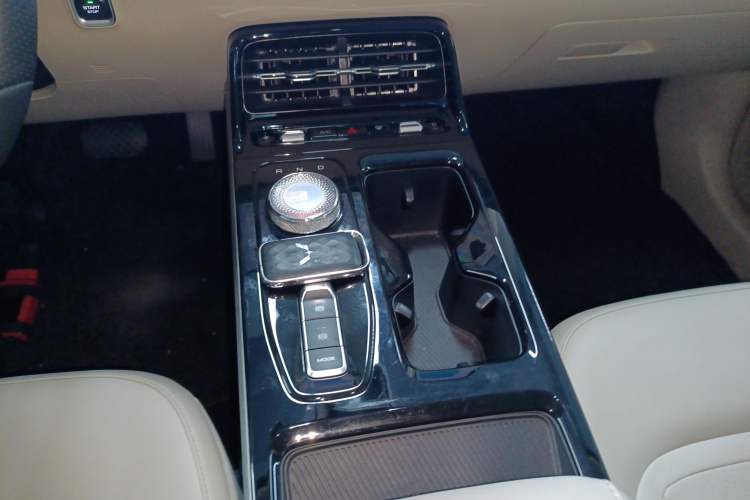 Used Wuling Xingguang 2024 Co-Creation Edition 510 Advanced Model