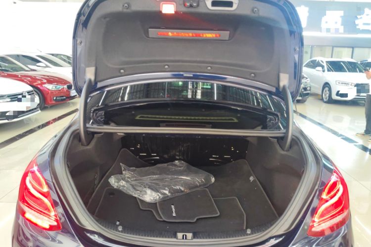 Used Mercedes-Benz C-Class 2017 Facelift C 200 L Sport Edition