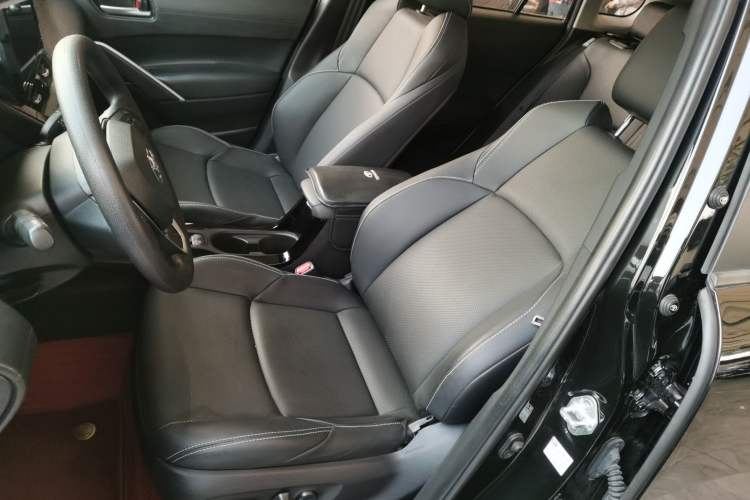 Used Toyota FRONTLANDER 2023 2.0L CVT Luxury Edition
