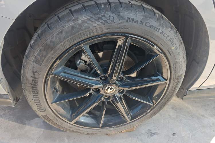 Used Changan UNI-V 2022 1.5T Prestige Version
