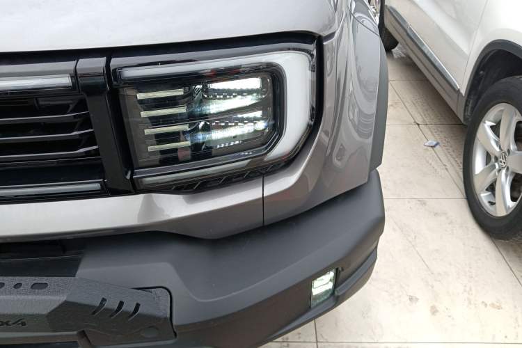 Used  BJ40 2024 2.0D All-New Blade Hero Crosser
