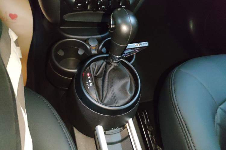 Used  Countryman 2014 1.6L ONE
