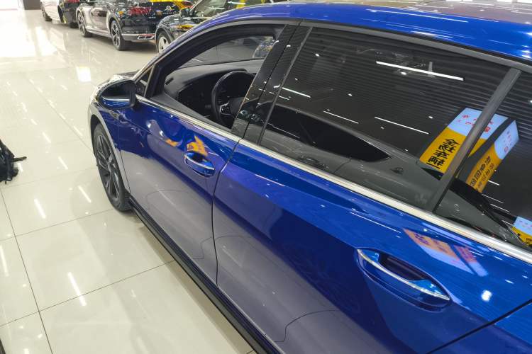 Used Volkswagen Golf 2023 Facelift 280TSI DSG R-Line Lite
