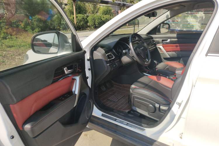 Used Haval H2 2017 Blue Label 1.5T Manual Two-Wheel Drive Elite Model
