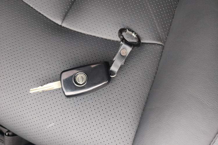 Used Nissan Sylphy 2012 1.6 XL Manual Luxury Edition