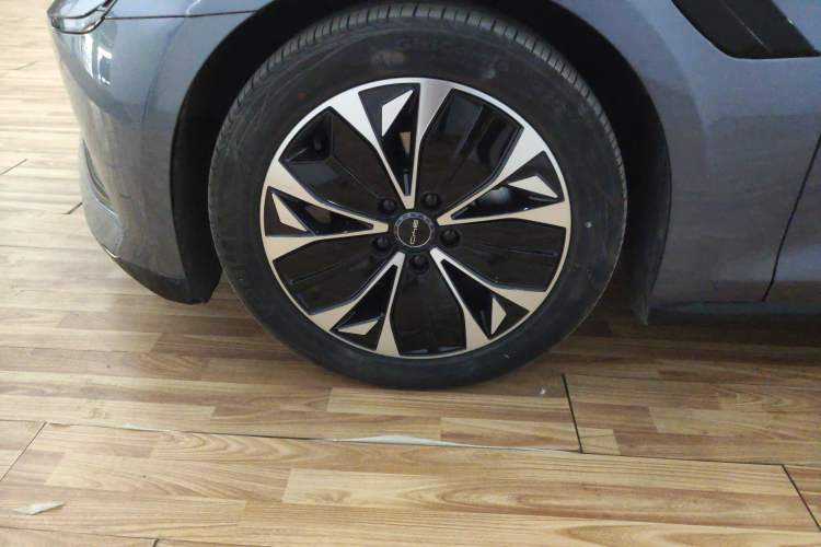 Used BYD Seal 2022 550 km Standard Range Rear-Wheel Drive Prestige Version
