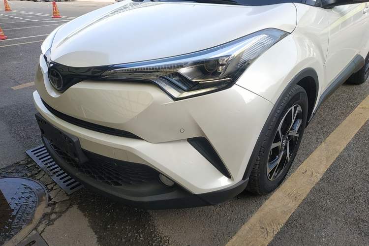 Used Toyota C-HR 2020 2.0L Luxury Edition
