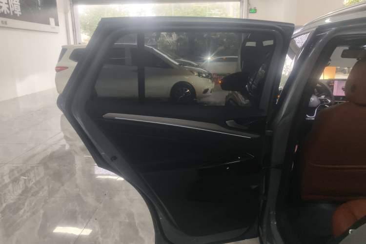 Used Volkswagen ID.4 CROZZ 2022 Standard Range PURE Edition
