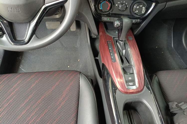 Used Honda XR-V 2015 1.8L EXi CVT Comfort Version
