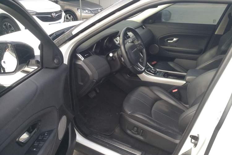 Used Land Rover Range Rover Evoque 2017 2.0T SE Smart Glow Edition