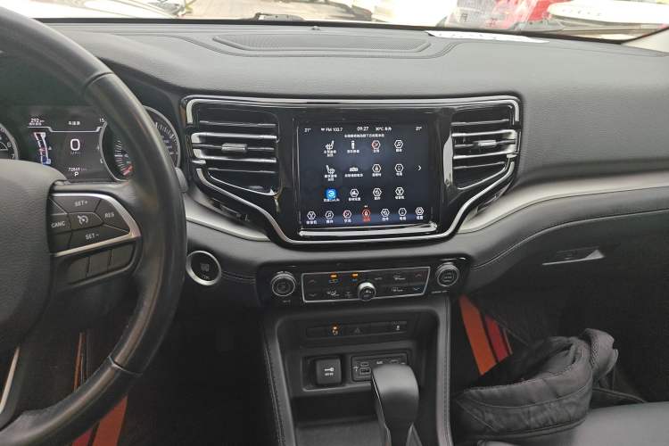 Used  Grand Commander 2022 2.0T Two-Wheel Drive Elite Version
