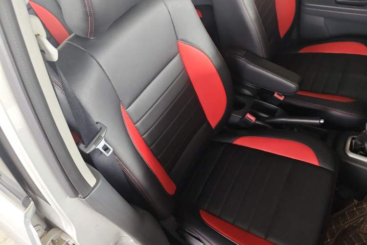 Used Suzuki Liana A6 2015 Hatchback 1.4L Manual Enjoyment Model
