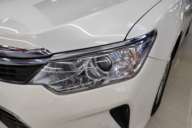 Used Toyota Camry 2016 2.0G 10th Anniversary Leading Edition
