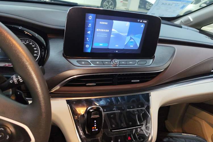 Used Buick GL8 2023 Land Executive Class Comfort Model
