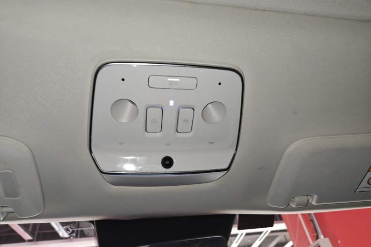 Used Nio ES8 2020 415 km Range 6-Seater Version
