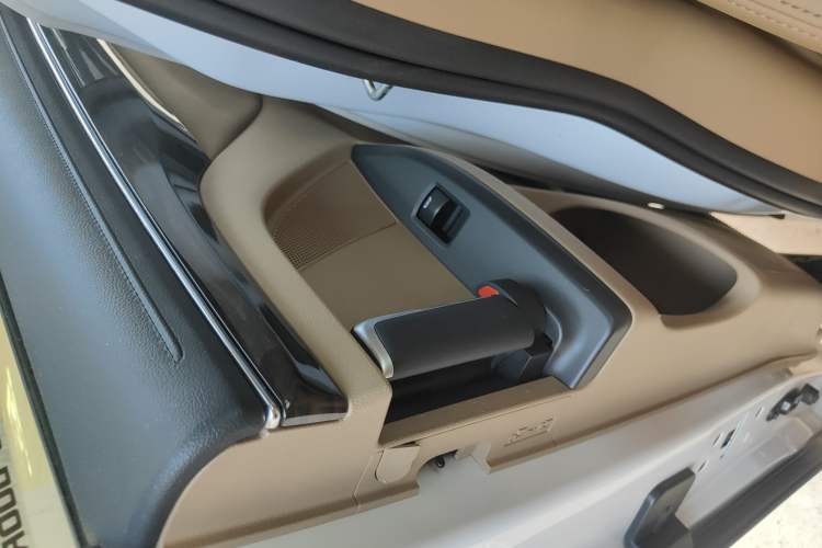 Used Buick GL8 2017 ES 28T Luxury Model China V Standard
