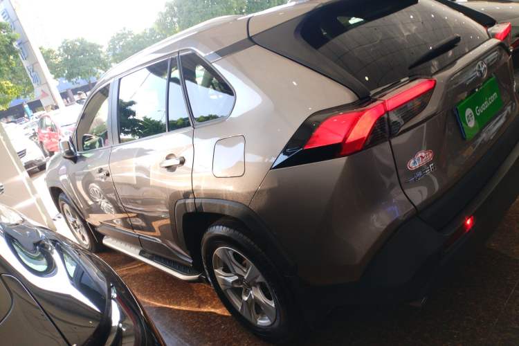 Used Toyota RAV4 2023 2.0L CVT Two-Wheel Drive Urban Edition
