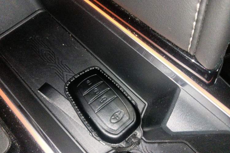 Used Toyota Camry 2024 Dual-Motor 2.0 HE Elite Edition