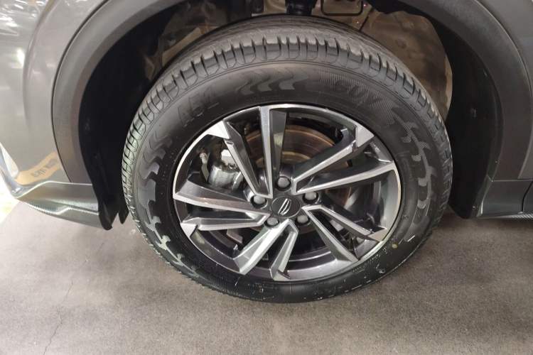 Used Geely Auto Coolray 2023 1.5T DCT Platinum Edition
