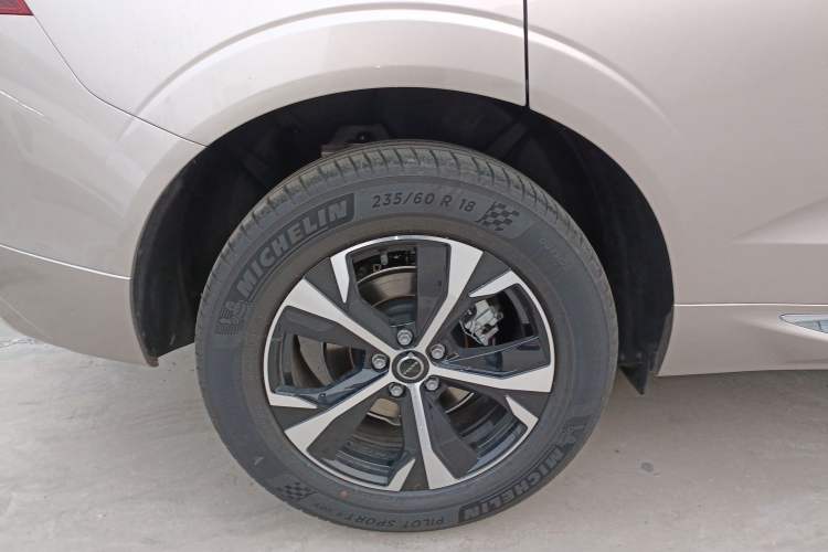 Used Volvo XC60 2026 B5 4x4 Smart Luxury Edition