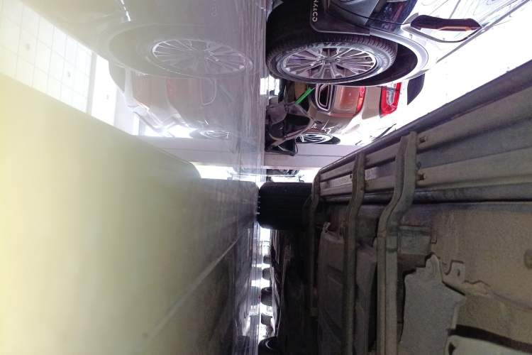 Used  Renegade 2017 180T Automatic Kinetic Edition+
