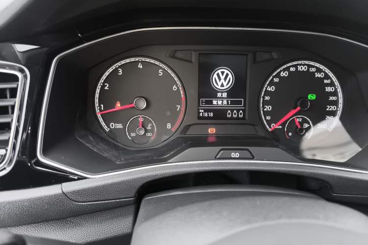 Used Volkswagen T-ROC 2018 280TSI DSG Two-Wheel-Drive Comfort Version China V Standard