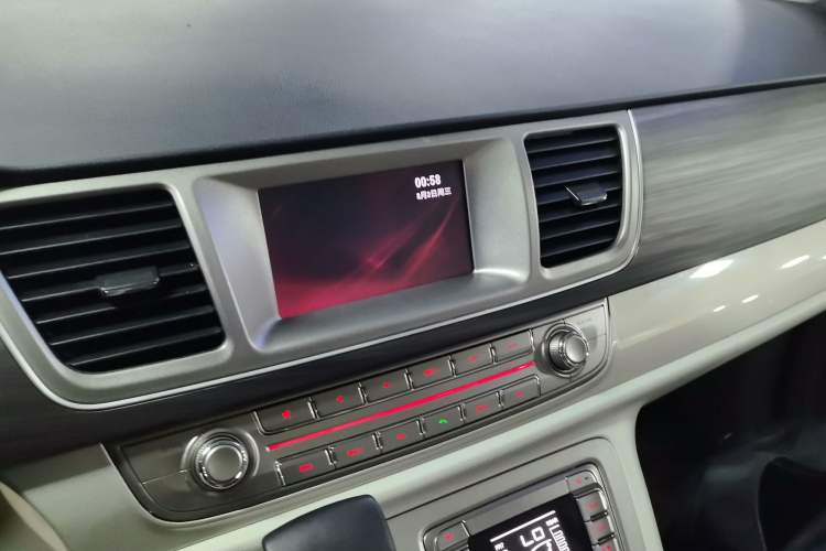 Used SAIC MAXUS G10 2018 PLUS 2.0T Automatic Smart Edition