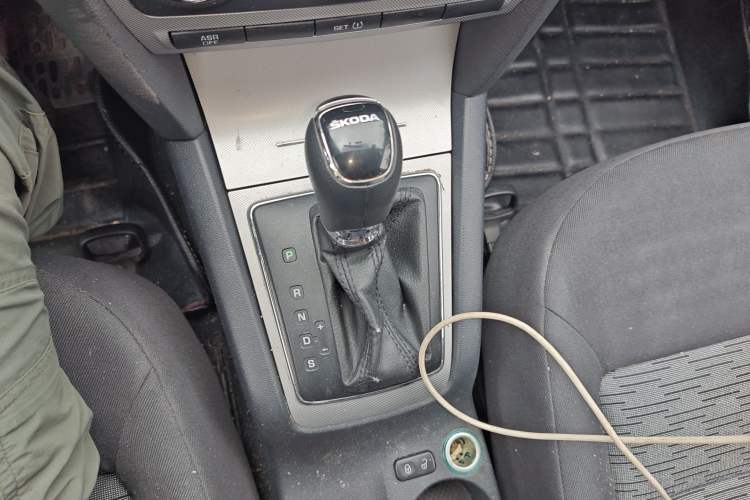 Used Skoda Octavia 2014 1.6L Automatic Yijie Edition
