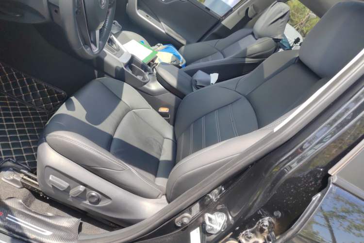 Used Toyota Wildlander 2022 2.0L CVT Two-Wheel Drive Luxury PLUS Edition
