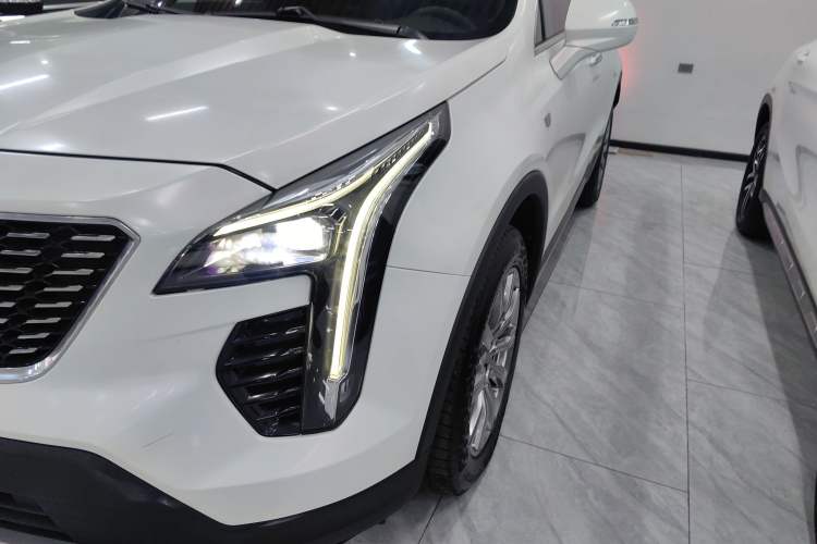 Used Cadillac XT4 2021 28T Two-Wheel Drive Leading Version