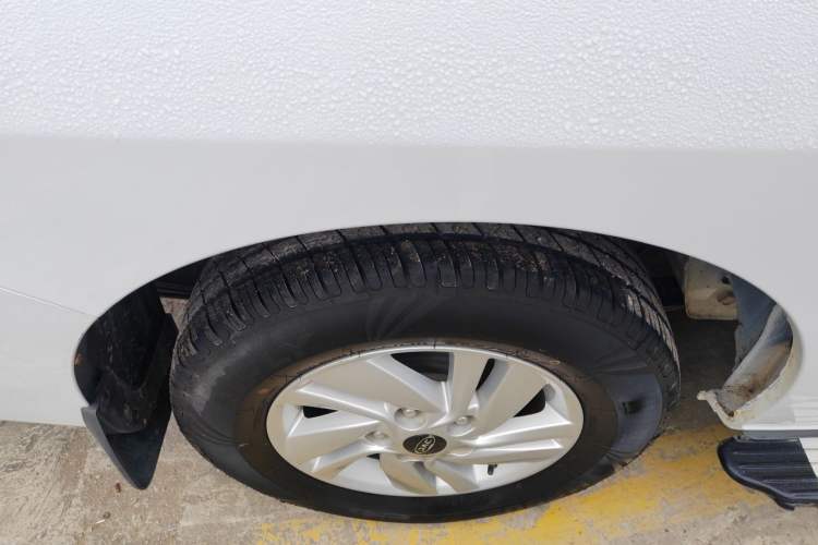 Used  M4 2016 2.0L Manual Luxury Smart Version