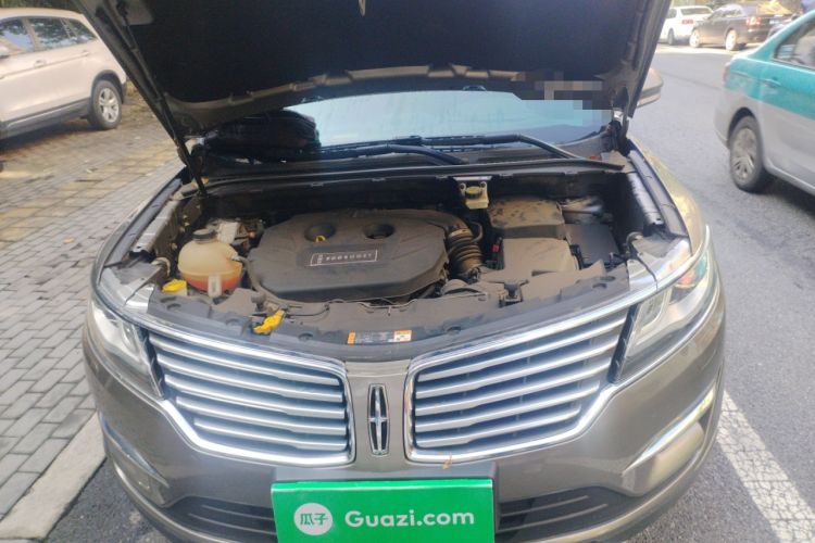 Used Lincoln MKC 2017 2.0T Two-Wheel Drive Deluxe Edition
