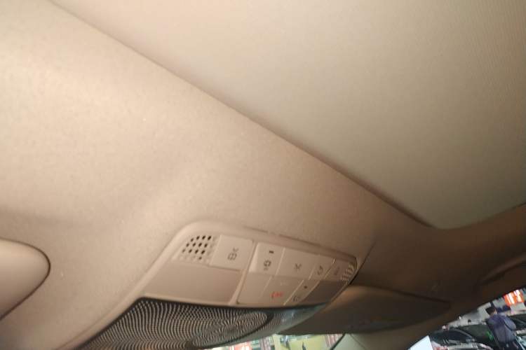 Used Mercedes-Benz E-Class 2019 Facelifted E 300 L Stylish Version
