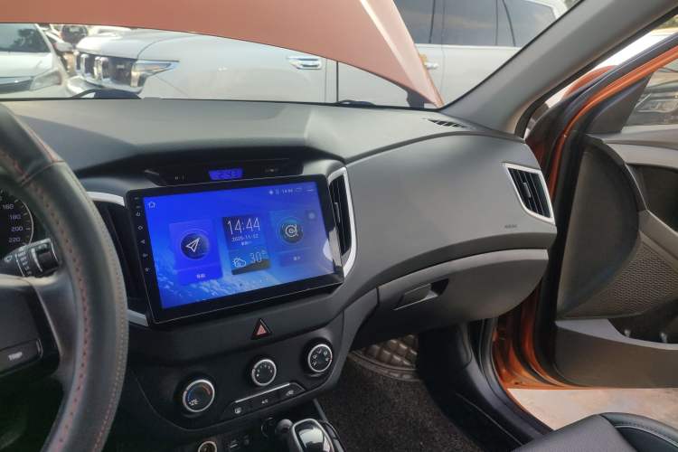 Used Hyundai ix25 2015 1.6L Automatic Two-Wheel Drive Smart GLS Trim
