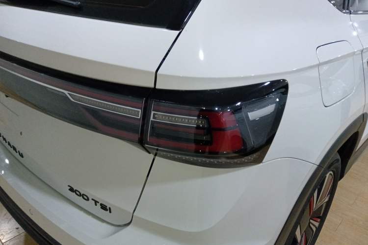 Used Volkswagen Tharu 2024 300TSI Two-Wheel-Drive Moon Luxury Edition