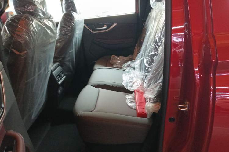 Used  BOLDEN 2024 Passenger Version 2.0T Automatic Diesel 4x4 Standard Wheelbase Luxury Edition