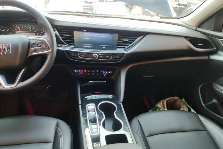 Used Buick Regal 2024 25T Deluxe Edition
