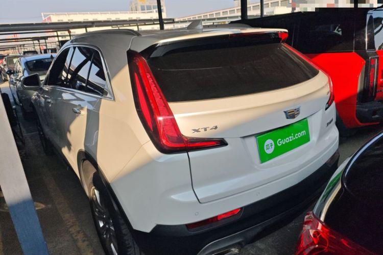 Used Cadillac XT4 2018 28T Two-Wheel Drive Leading Version
