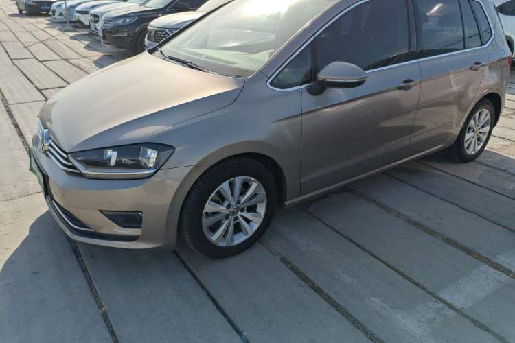 Used Volkswagen Golf Sportsvan 2016 230TSI Automatic Trend Edition
