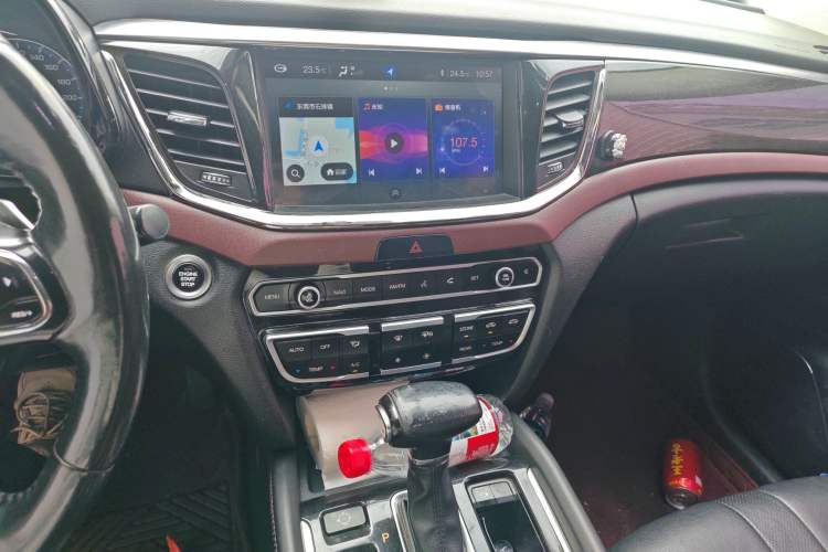 Used GAC Trumpchi GS8 2017 320T Two-Wheel Drive Prestige Version (7 Seats)