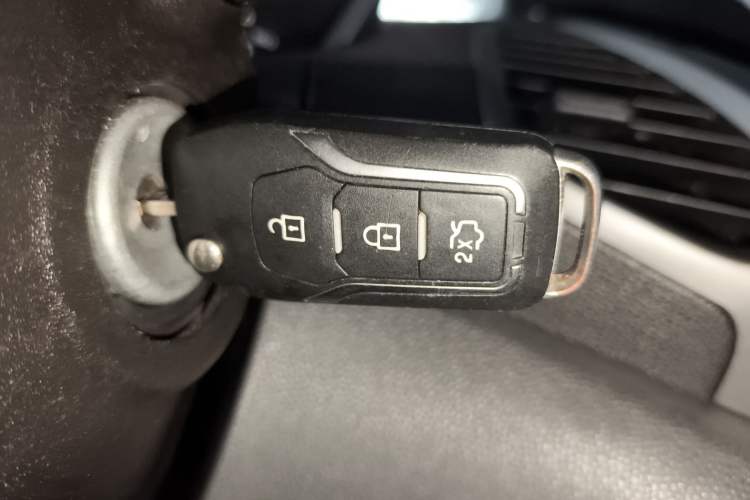 Used Ford EcoSport 2013 1.5L Manual Comfort Model
