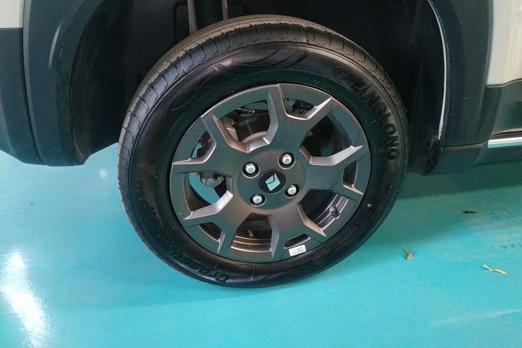 Used Baojun Spark EUV 