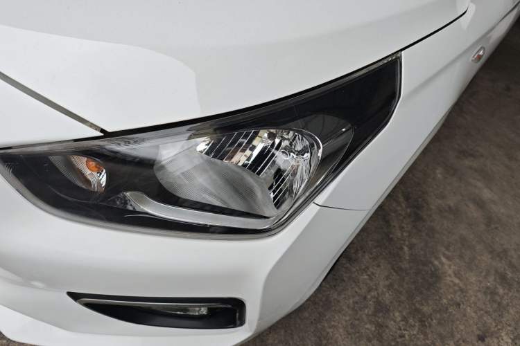 Used Hyundai Verna 2017 1.4L Automatic YueXiang Edition China V-standard