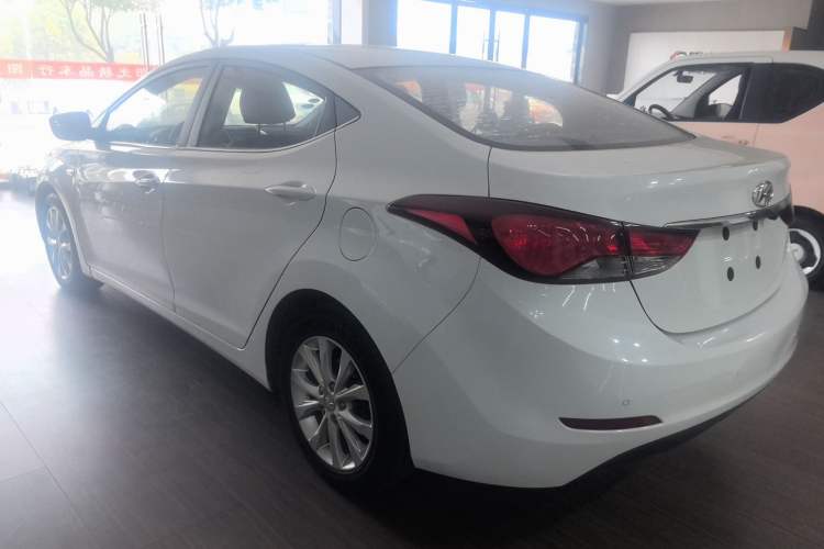 Used Hyundai Elantra 2016 1.6L Automatic Smart Version