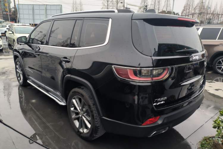 Used  Commander 2018 2.0T Four-Wheel Drive Prestige Edition China V
