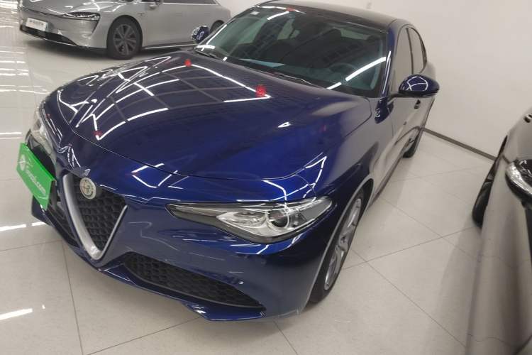 Used Alfa Romeo Giulia 2017 2.0T 280HP Luxury Edition